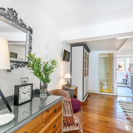 Sant'ana Bright Flat Apartment